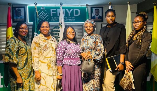 Visit to the Federal Minitry of Youth and Sports (5)